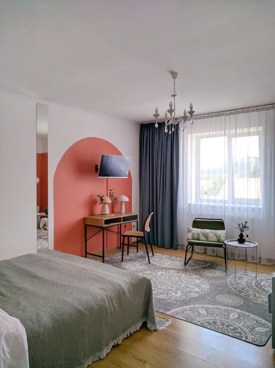 Best Apartment In The Center Mukatjevo Eksteriør billede